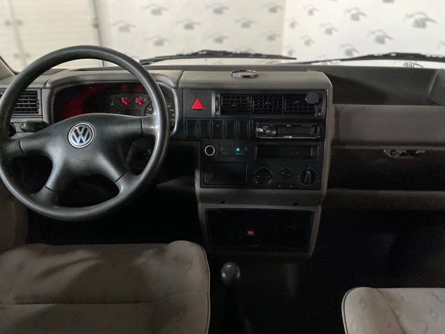 VOLKSWAGEN TRANSPORTER CAMPERIZADA foto 10