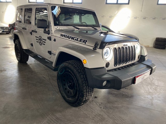 Jeep Wrangler 5 puertas Sáhara 2.8 CRD foto 5