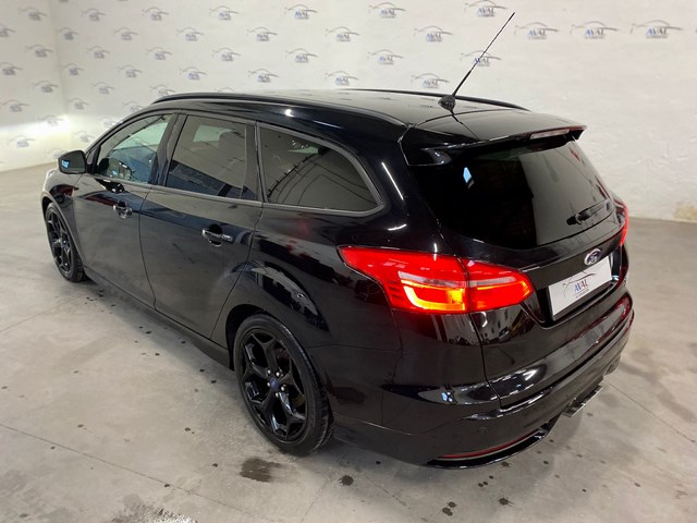 Ford Focus ST 2.0 TDI foto 3