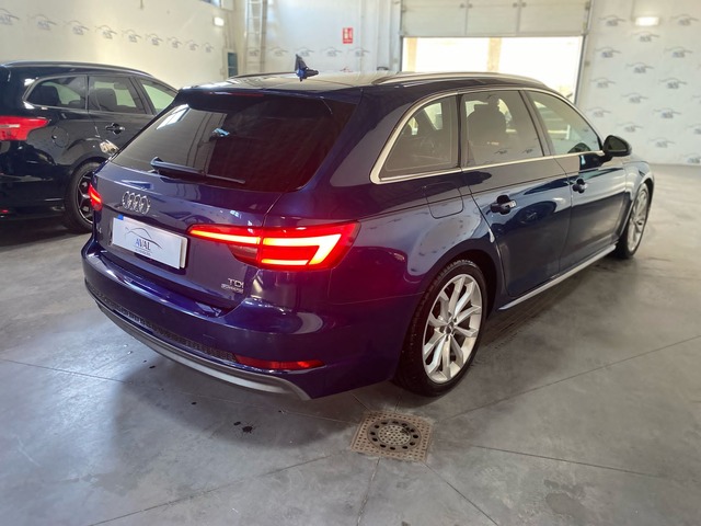 Audi A4 Avant 3.0 TDI Quattro S-line foto 4