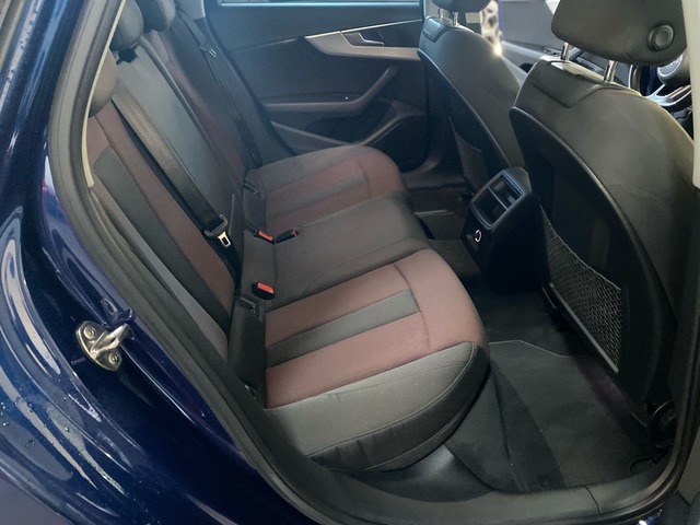 Audi A4 Avant 3.0 TDI Quattro S-line foto 6