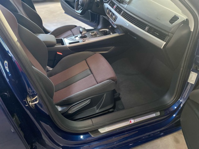 Audi A4 Avant 3.0 TDI Quattro S-line foto 9