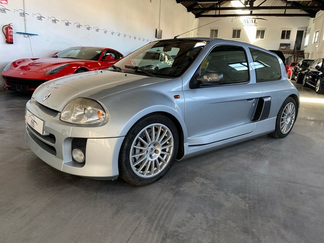 Renault Clio V6 fase 1 foto 1