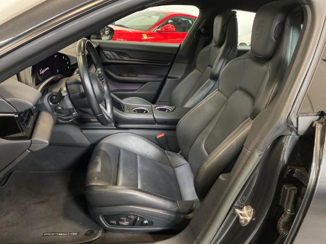 Porsche Taycan 4 cross turismo foto 13