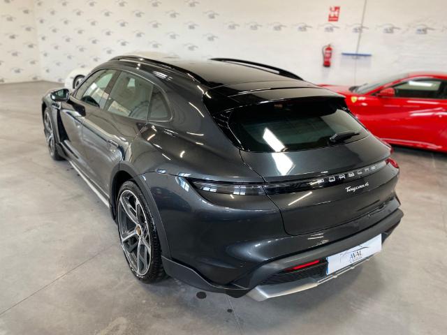 Porsche Taycan 4 cross turismo foto 7