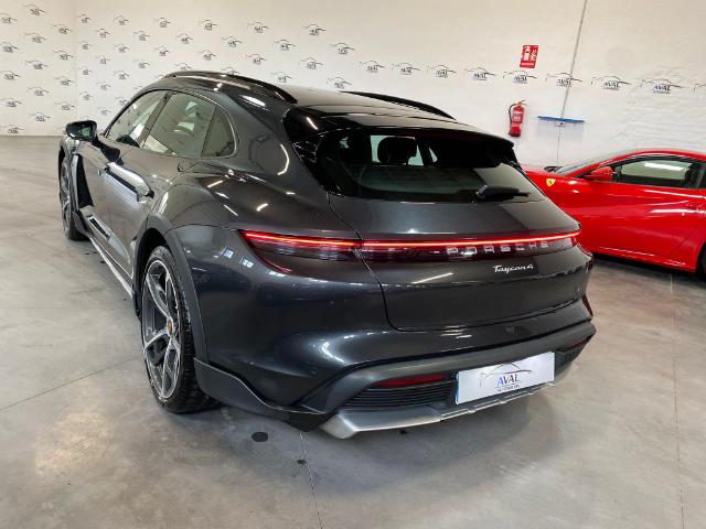 Porsche Taycan 4 cross turismo foto 8