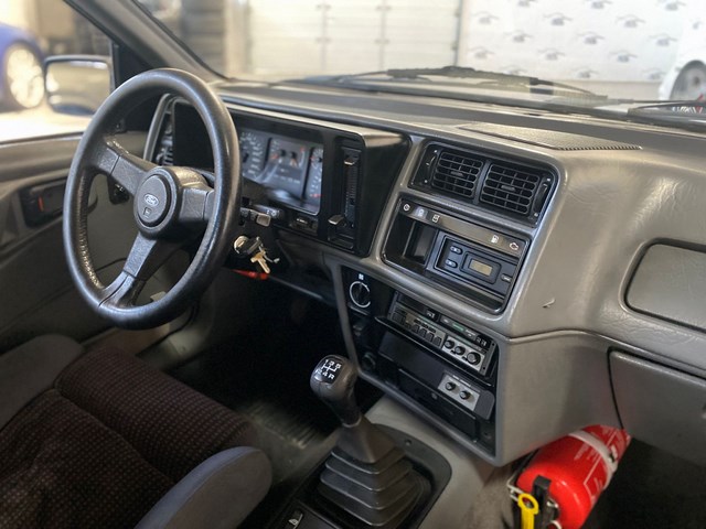 Ford Sierra RS Cosworth (MK1) foto 12