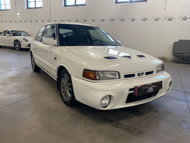 Mazda 323 GT-R foto 3