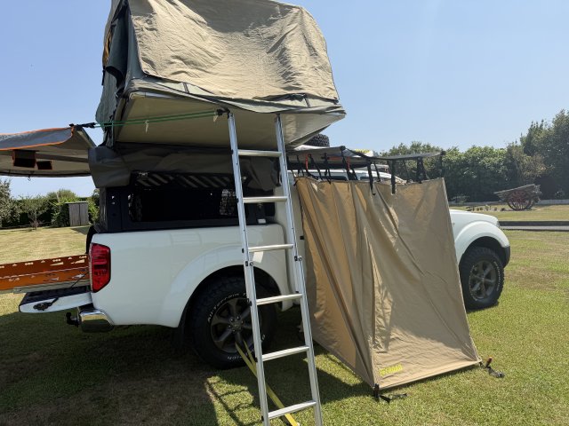 Nissan Navara D40 foto 24